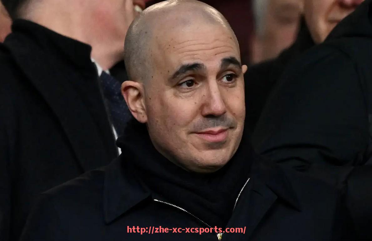 杏彩体育-英超球员坎通纳的传奇生涯及影响力分析